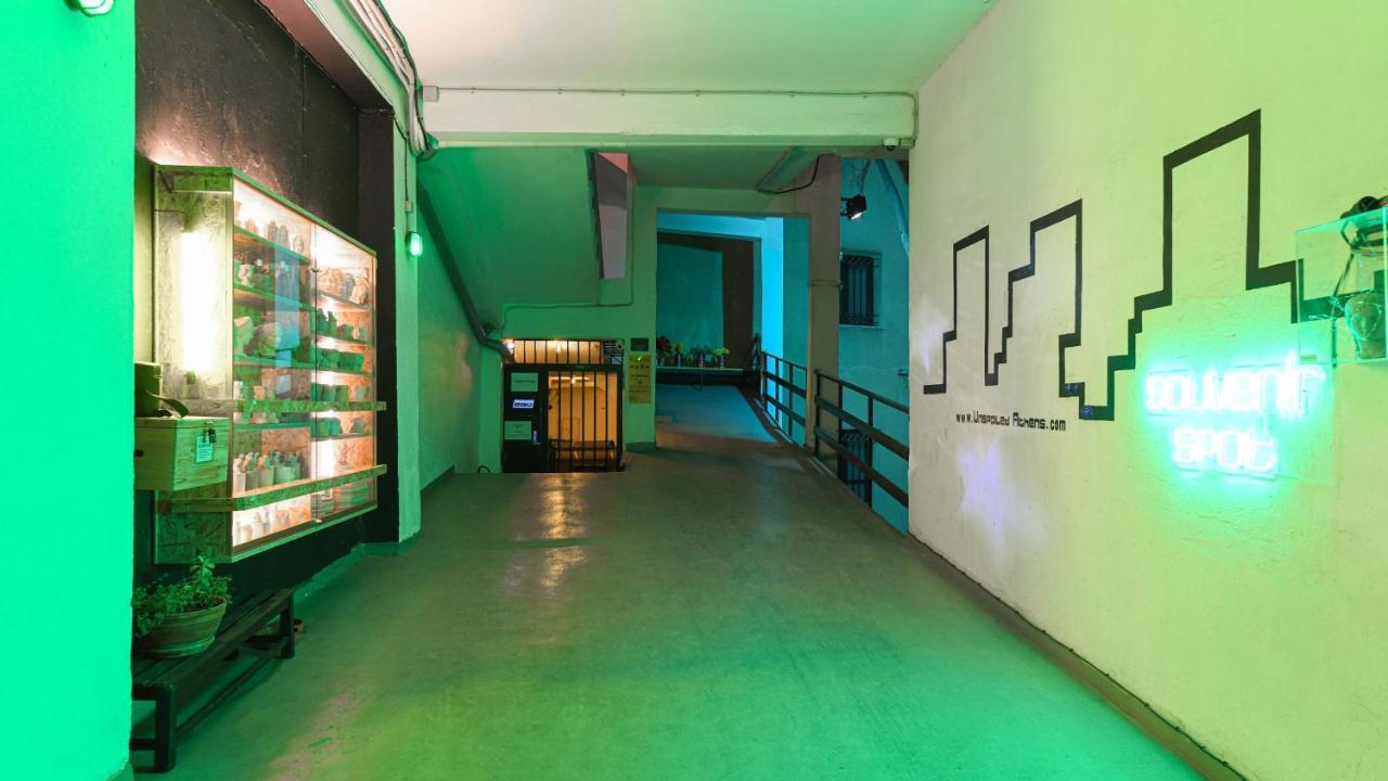Monastiraki Citycenter Sleepbox- Unspoiled Athens Apartments 外观 照片