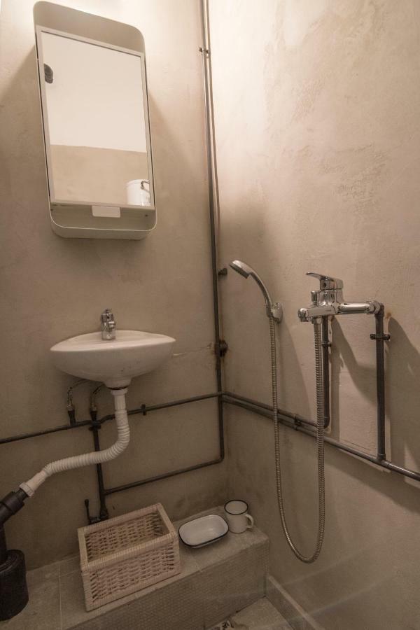 Monastiraki Citycenter Sleepbox- Unspoiled Athens Apartments 外观 照片